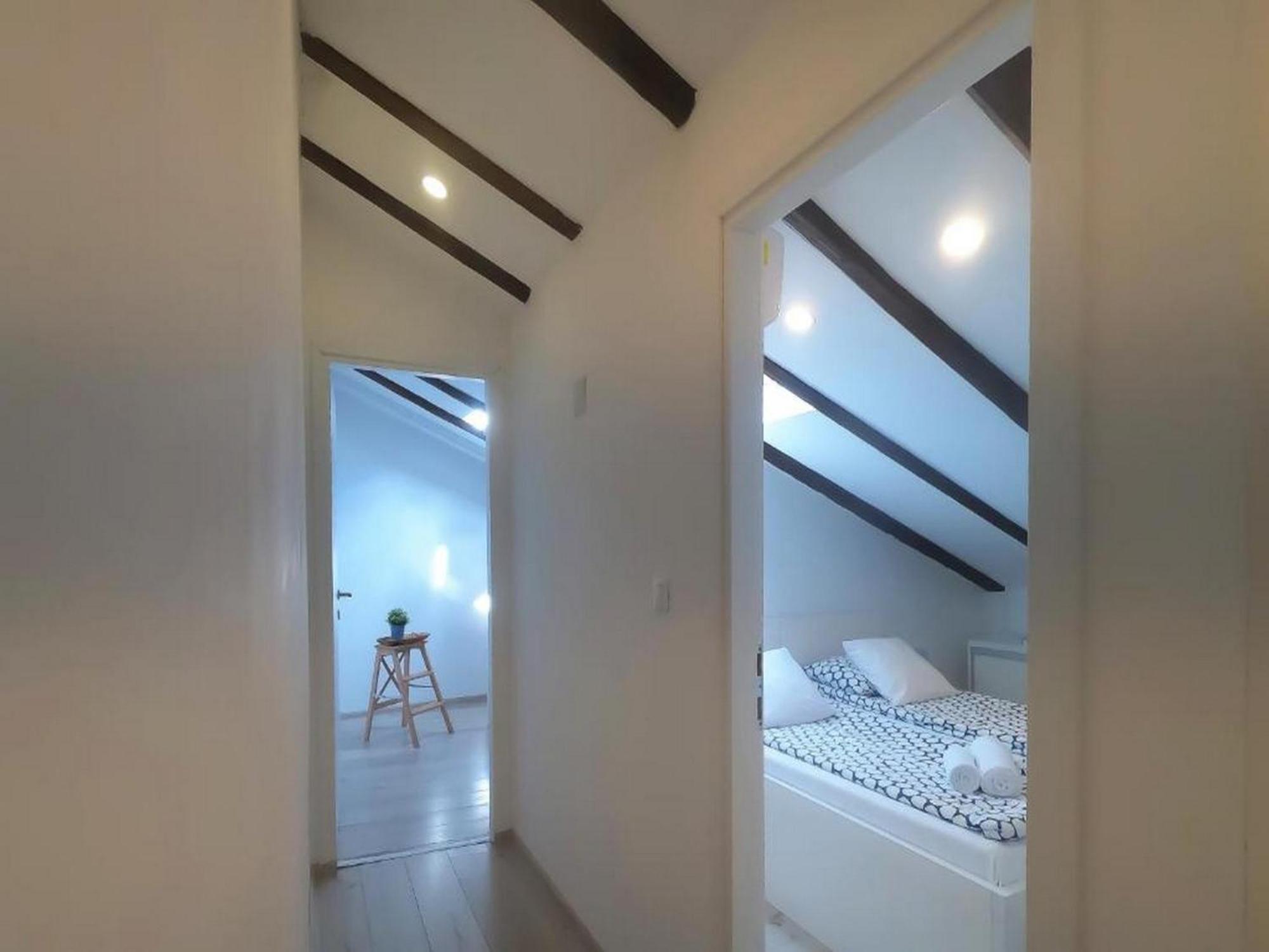 Apartments Blue Lavender Cres Room photo